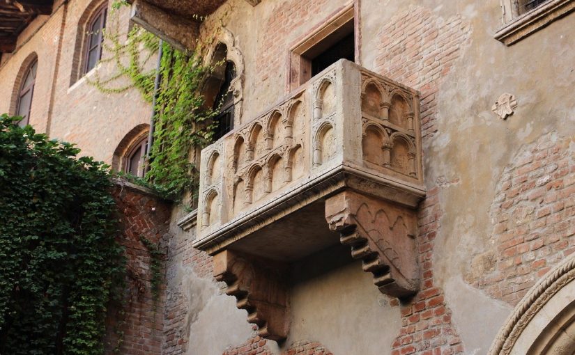 Балкон Ромео и Джульетты в Вероне